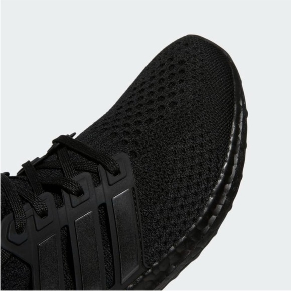 adidas UltraBOOST 5.0 DNA W Triple Black - Picture 6 of 11